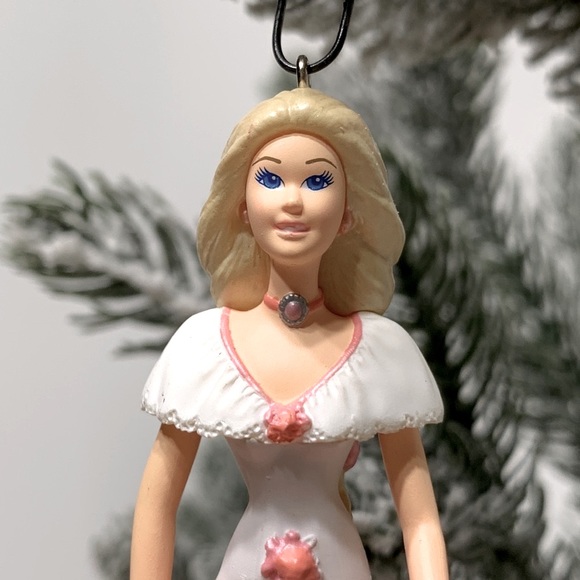 BARBIE Spring time ornament 1997 - Picture 5 of 9